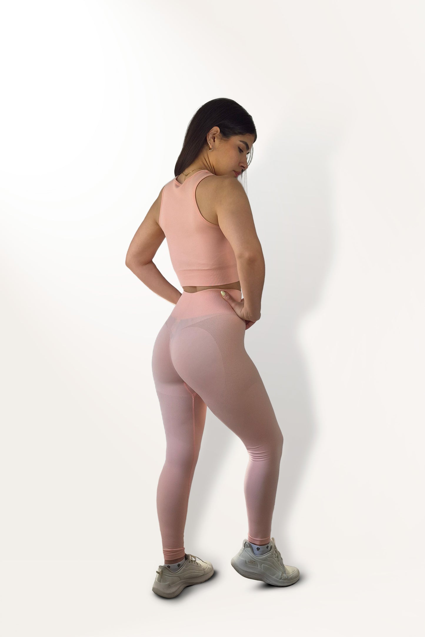 CONJUNTO ETERNA | Poder y elegancia en movimiento