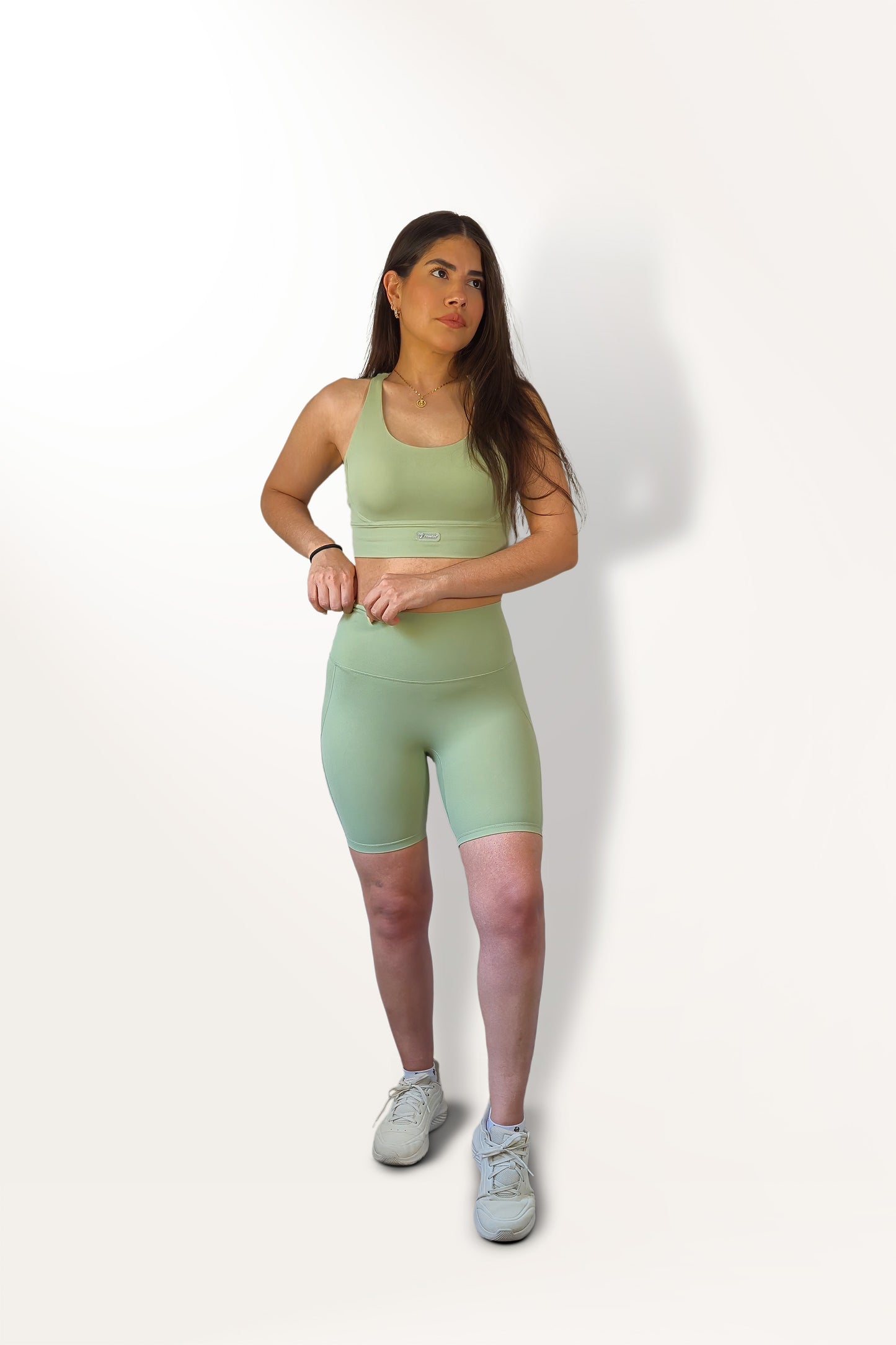 CONJUNTO AURA | Ligereza que se siente. Estilo que se nota